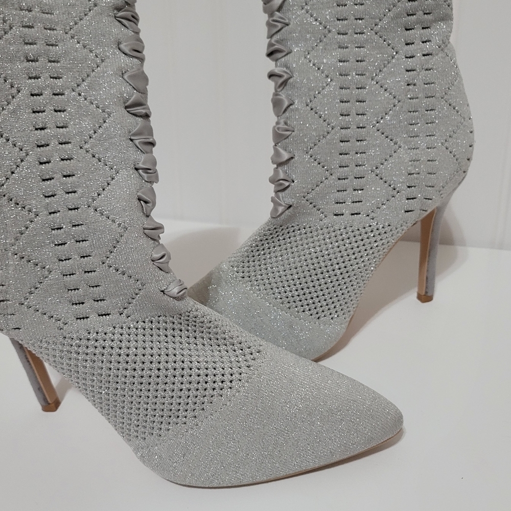 VGUC! Catherine Malandrino sock booties - Picture 5 of 13